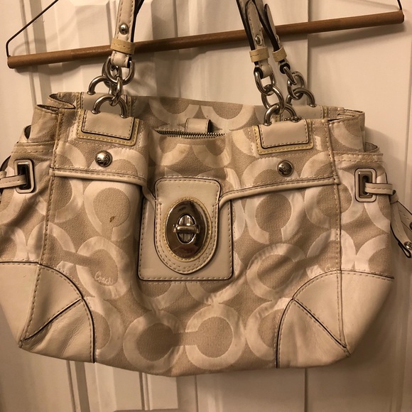 Coach Handbags - Coach purse
